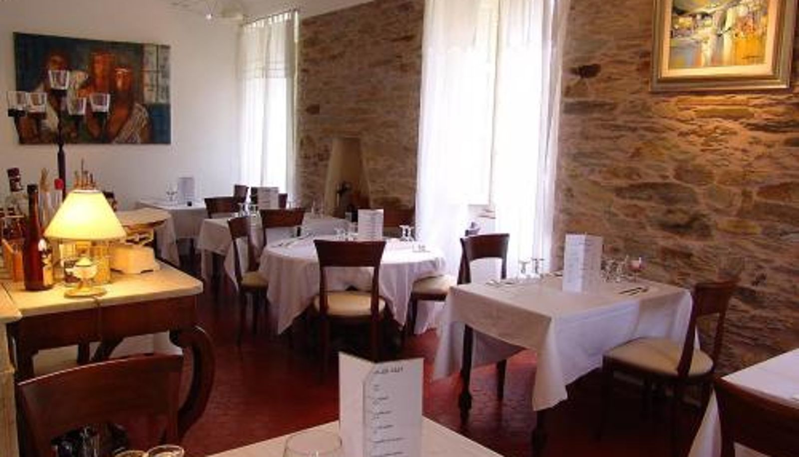 Sala de desayunos dentro del restaurante - Hotel-Restaurant Le Vieux Moulin