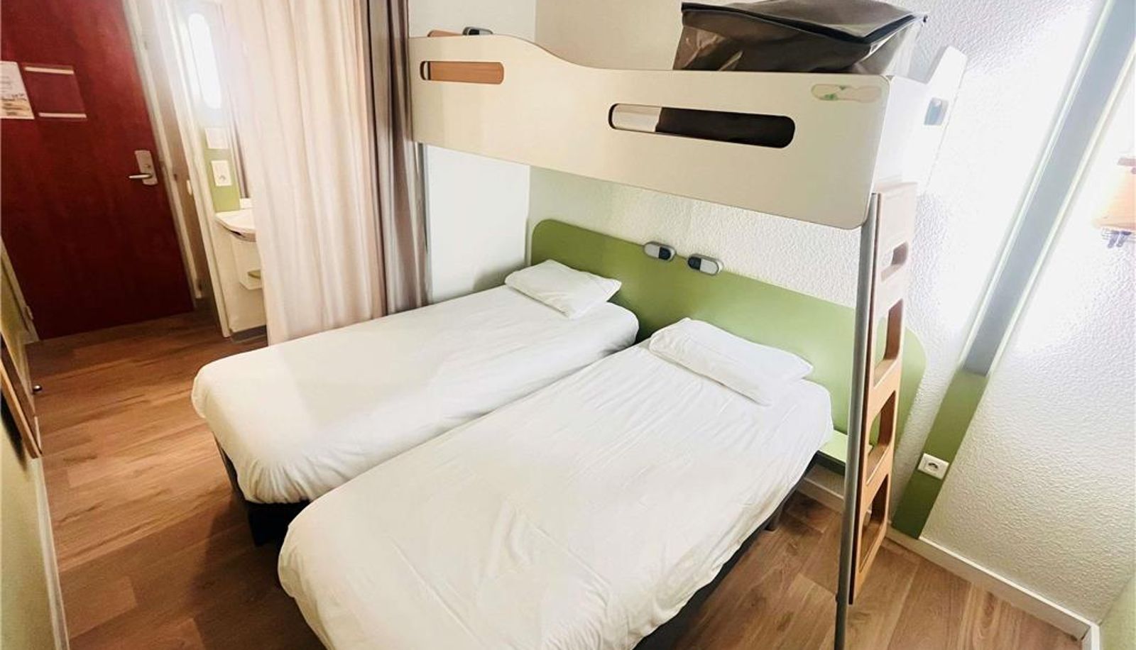 Zimmer - ibis budget Rennes Route de Saint-Malo