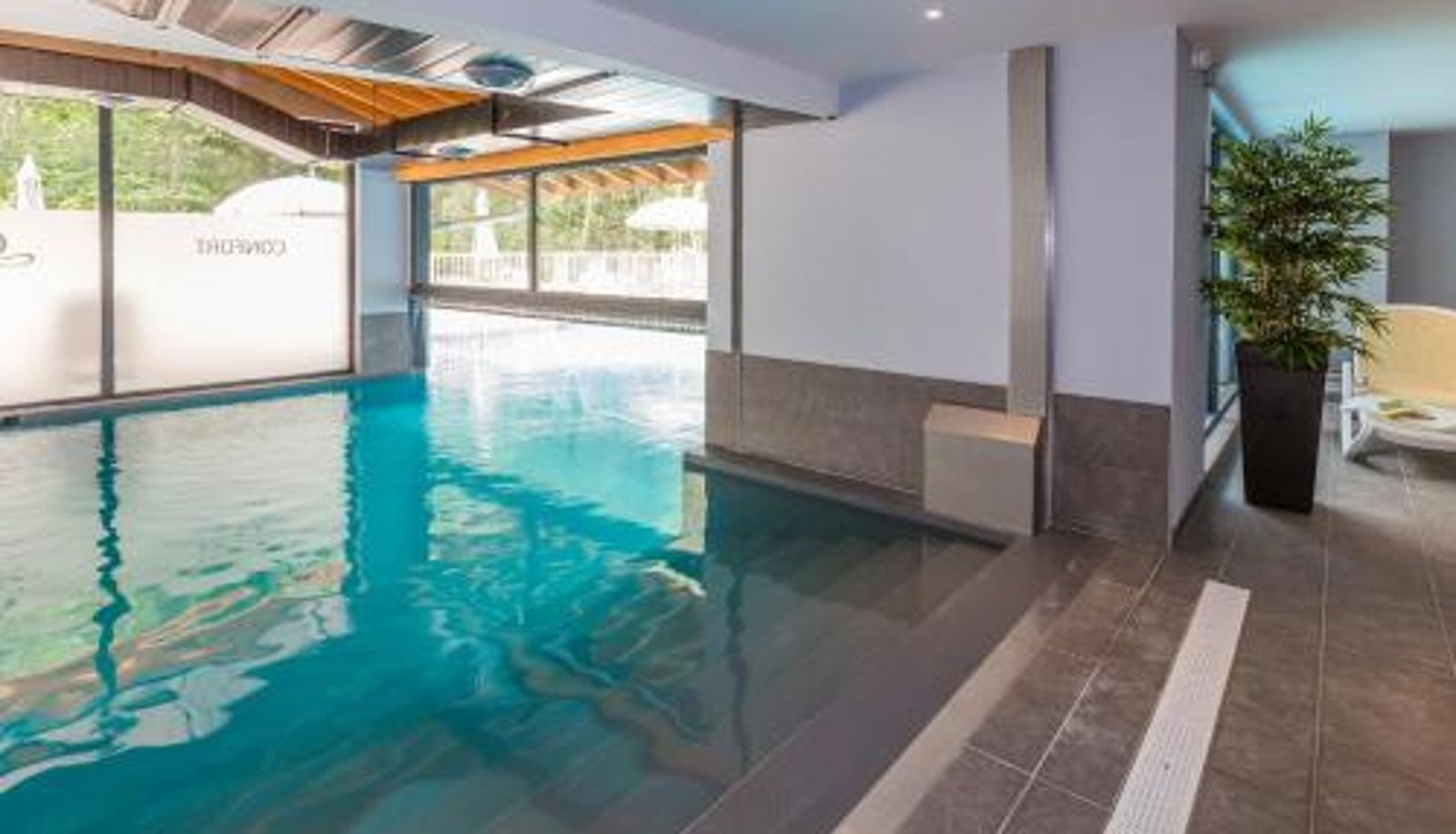 Pool - Résidence Odalys Isatis