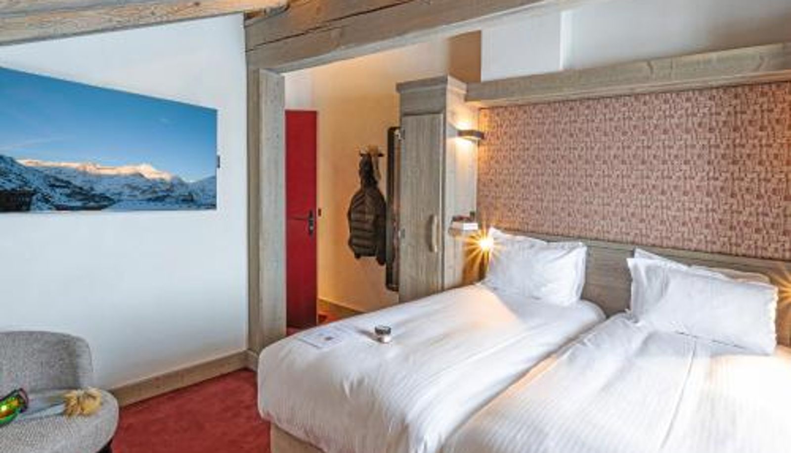 Info - Hôtel L'Aigle du Montana by Les Etincelles