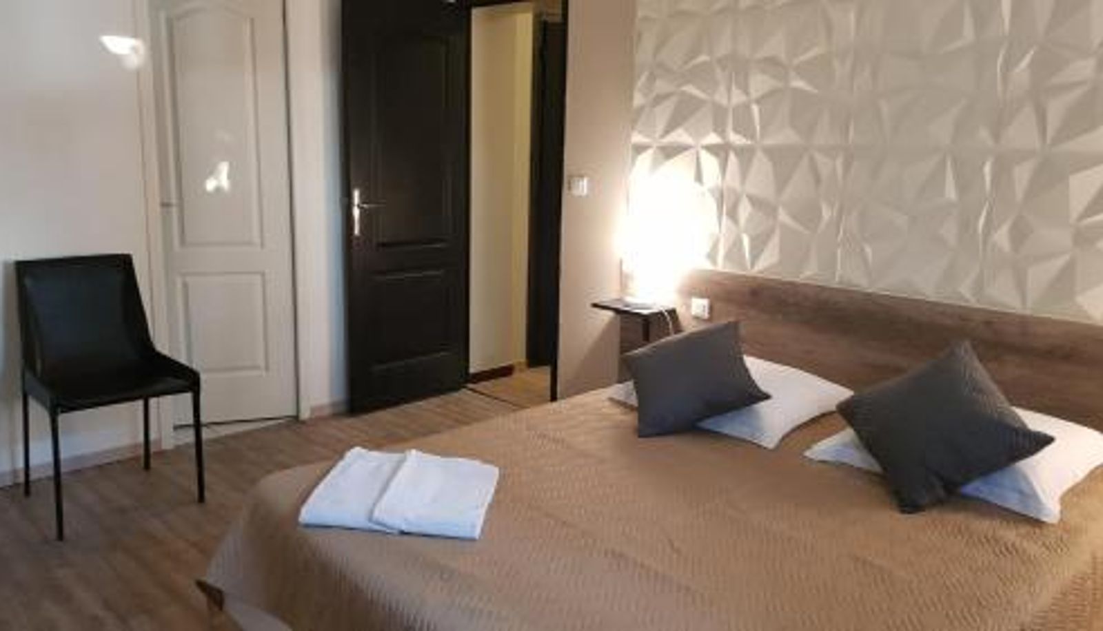 Info - Hôtel LES LODGES D'EAUZE