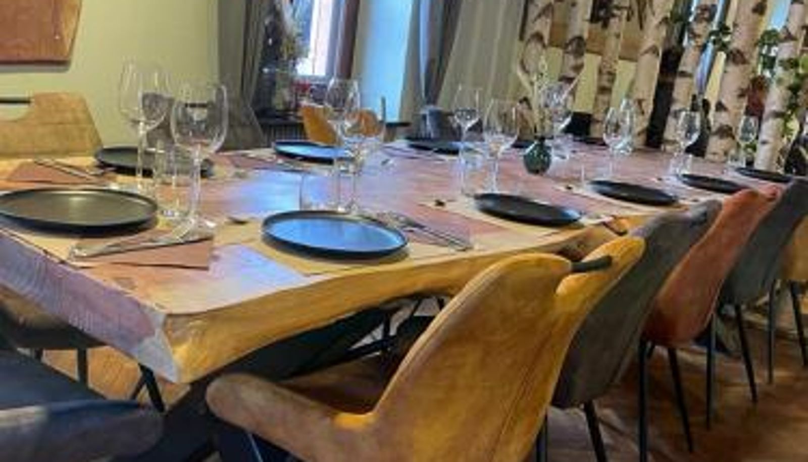 Salle de petit-déjeuner dans le restaurant - Hôtel Restaurant Valneige