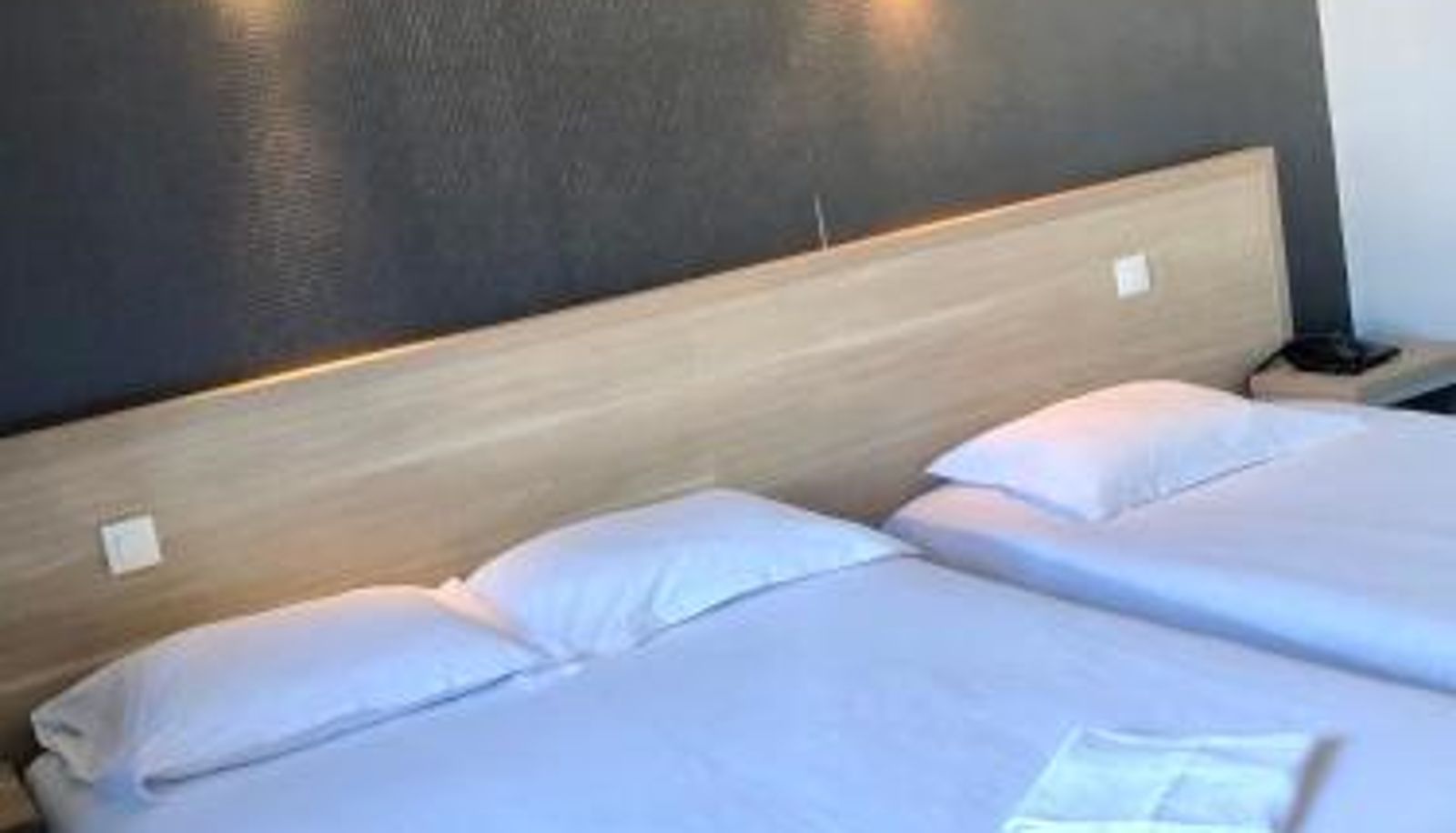 Info - Hôtel le Bretagne et Restaurant Le Papillon