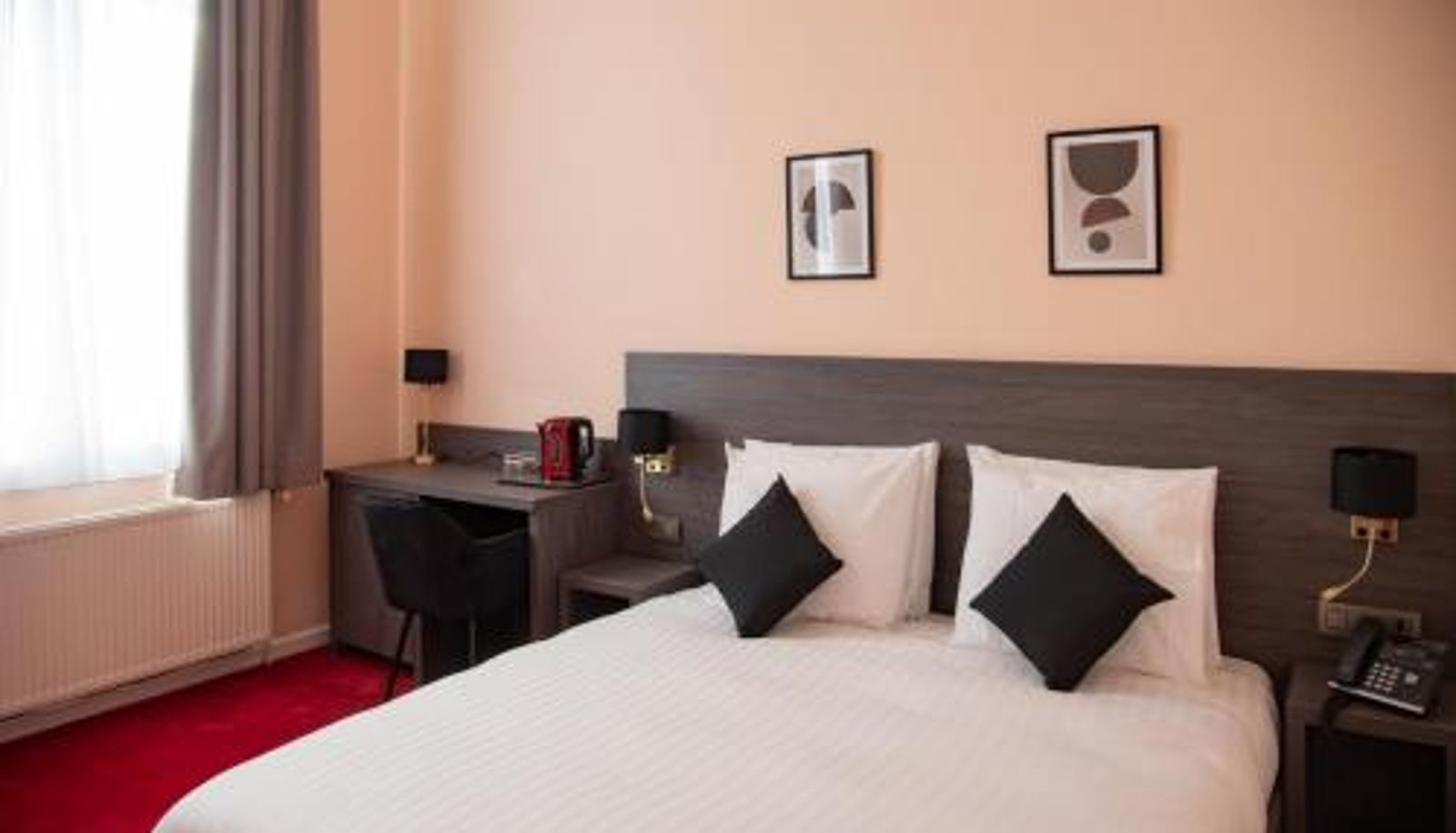 Zimmer - La Bourse Hotel