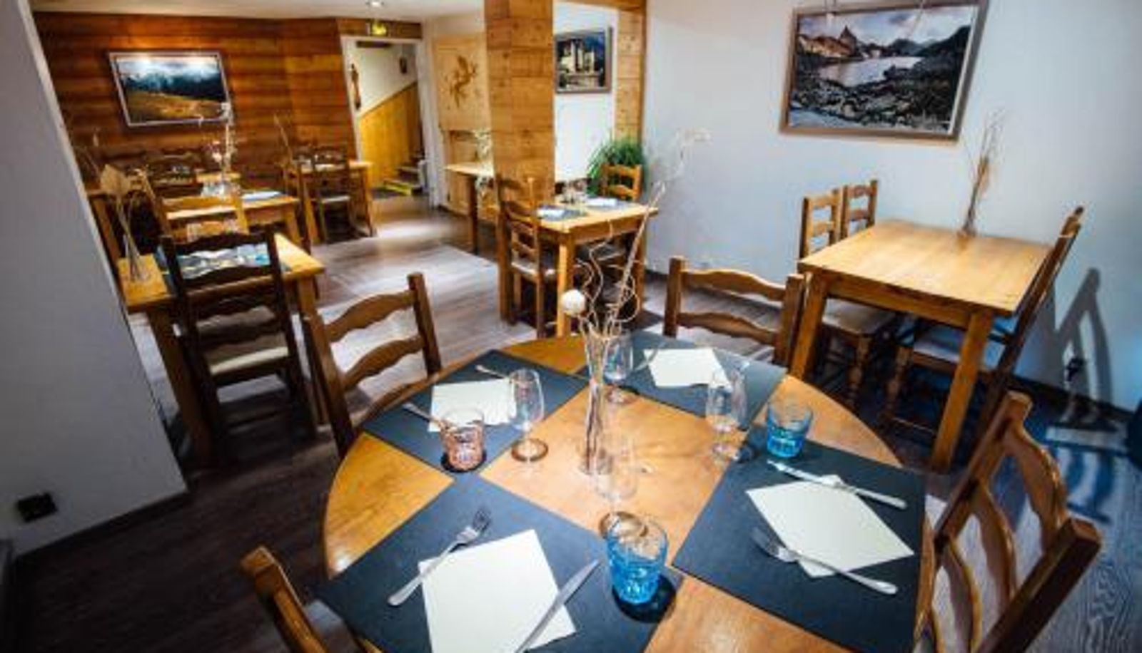 Sala prima colazione all'interno del ristorante - Chalet de Lanza