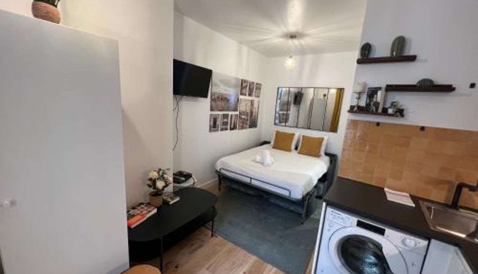 Apartment - Tour Eiffel Apartment