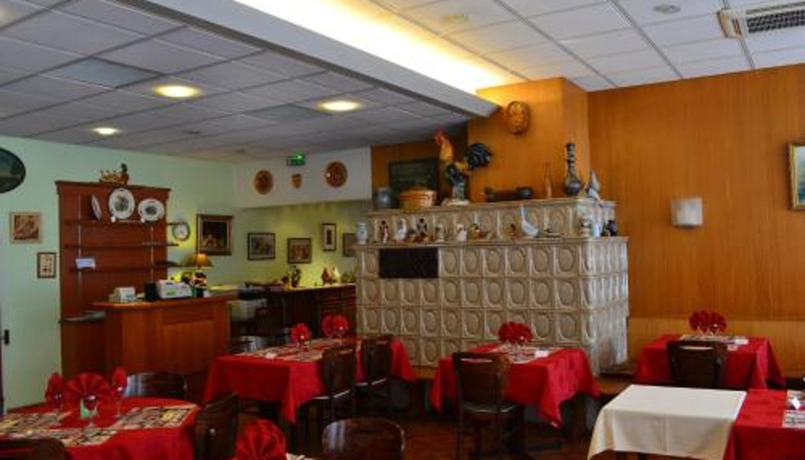 Frühstücksraum innerhalb des Restaurants - Hotel Restaurant Niemerich