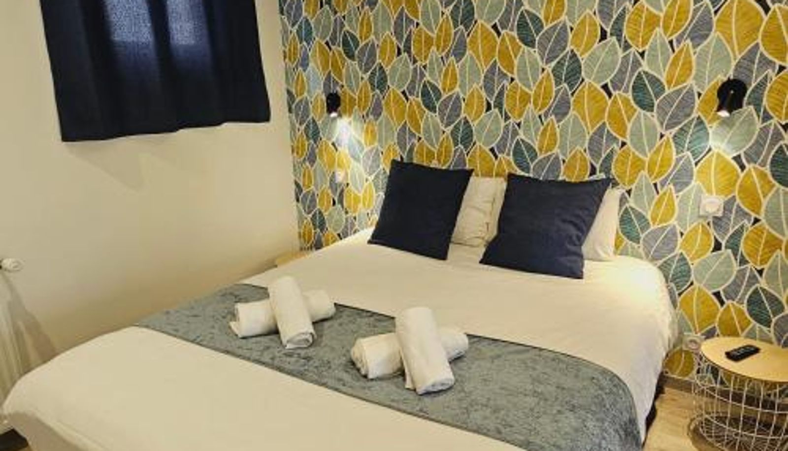 Suite - Logis Loire Hotel - Les Cocottes Restaurant