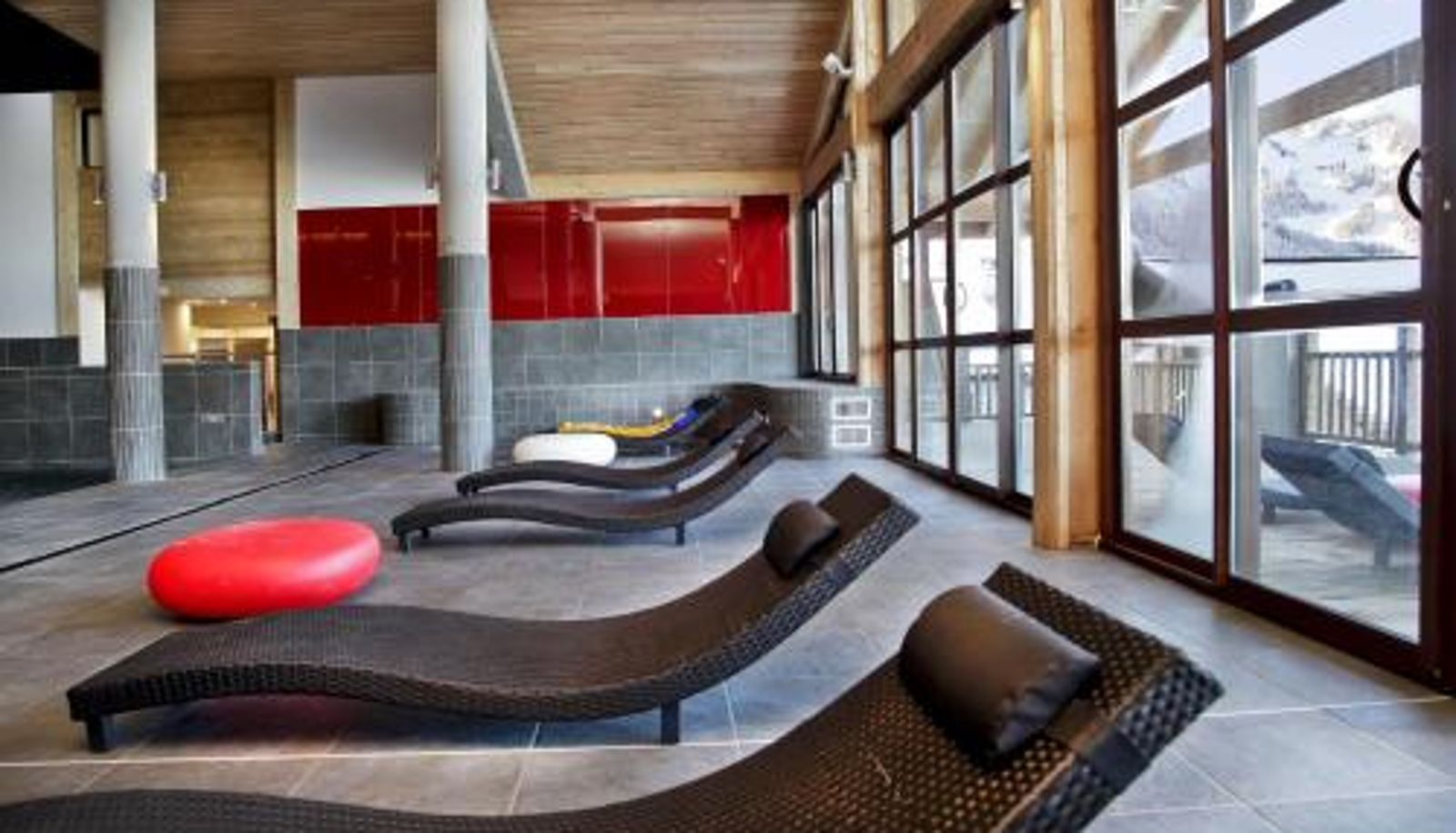 Piscine - Résidence Odalys Les Fermes de Châtel