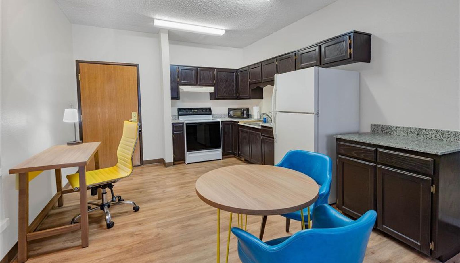 Camera - Days Inn by Wyndham Bernalillo