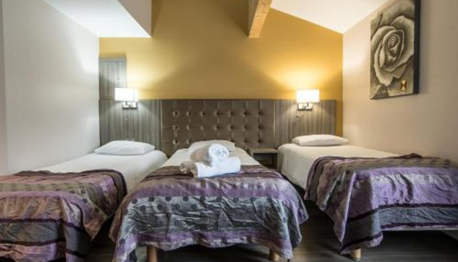 Room - Brit Hotel Confort Foix