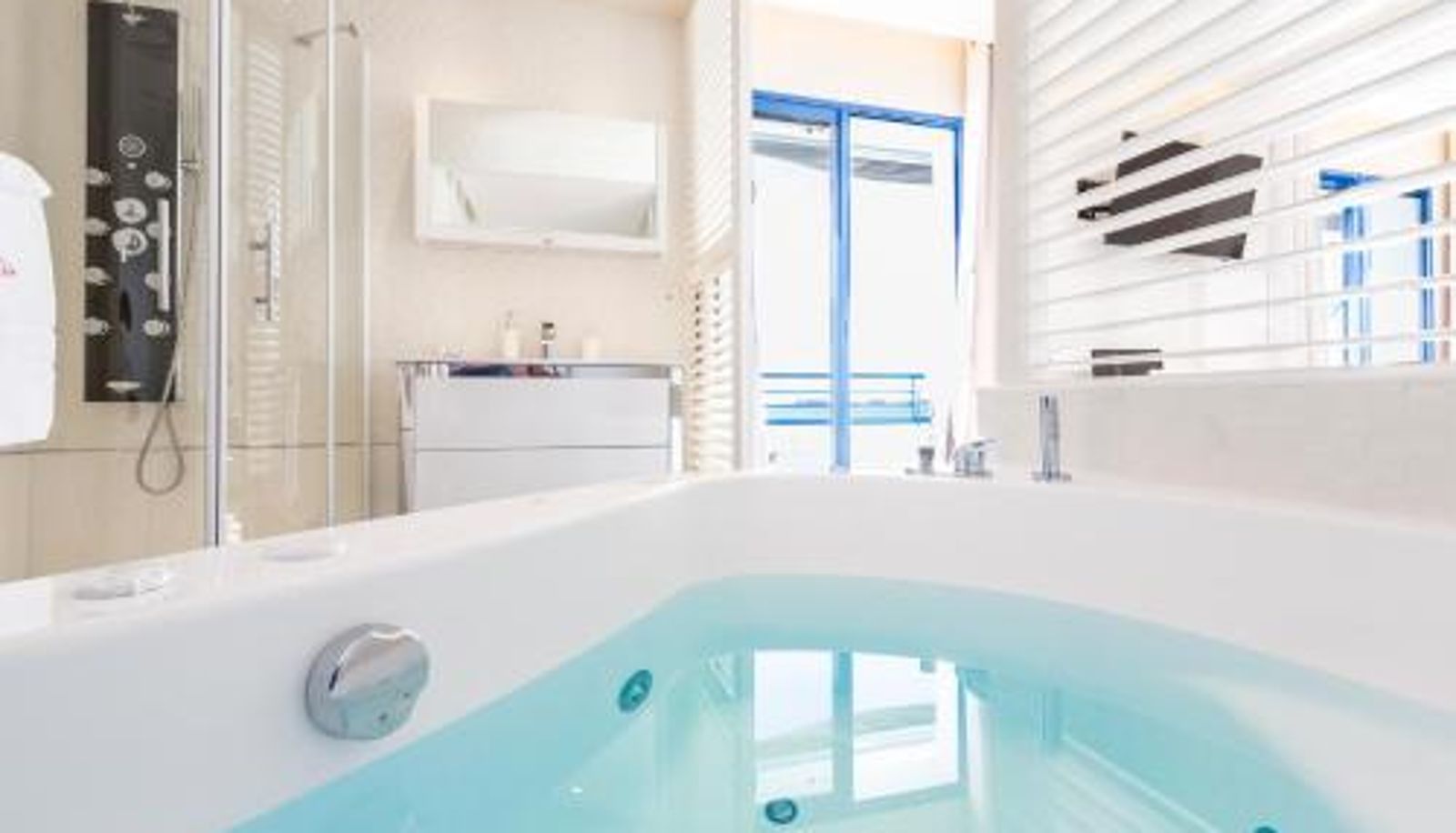 Suite - Hotel Restaurant Les Venetes