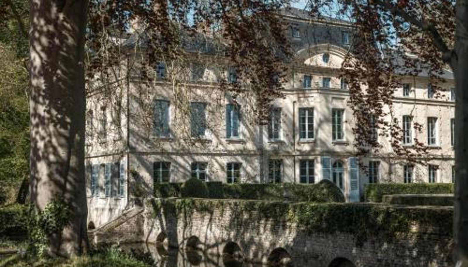 Extérieur de l'hôtel - Domaine de Primard - Fontenille Collection