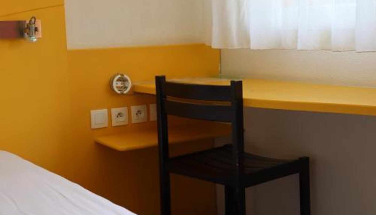 Familienzimmer - Hôtel Lémand Lyon Est - Villefontaine
