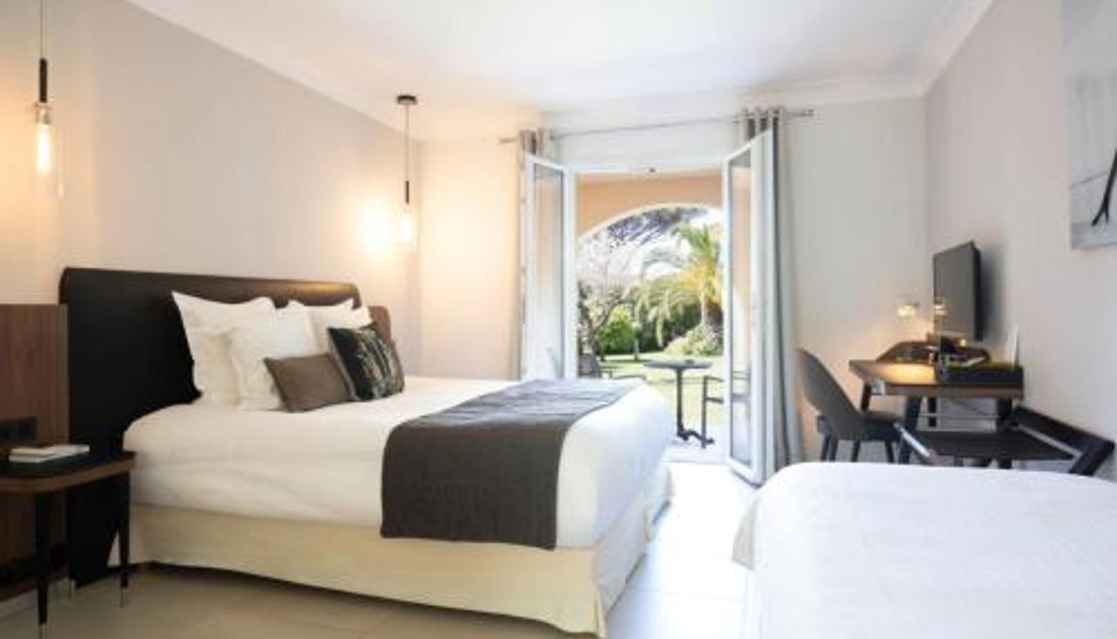 Dreibettzimmer - Hotel La Garbine