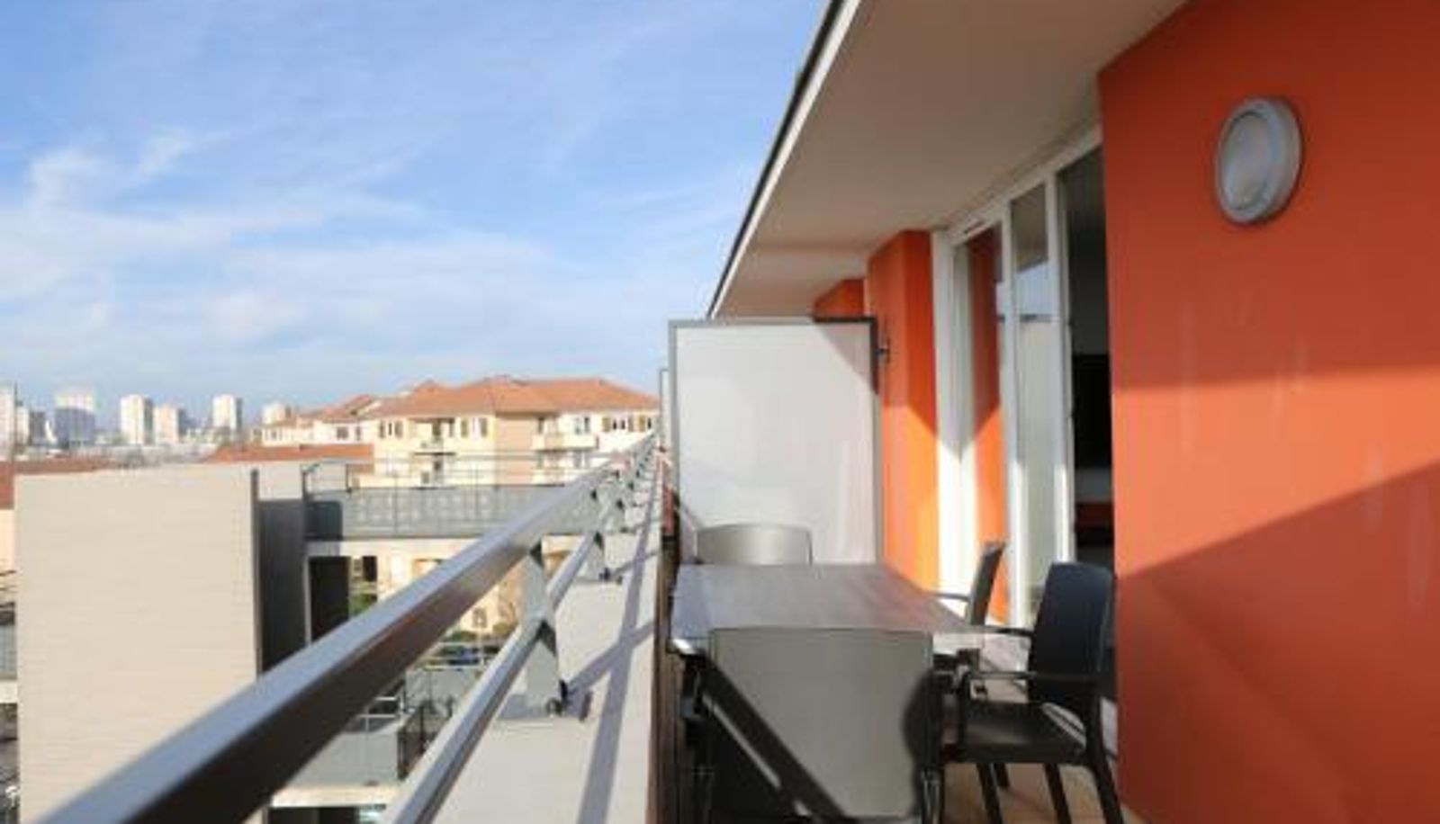 Apartment - Adonis Paris Sud