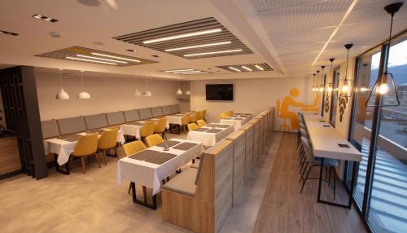 Breakfast room within the restaurant - VALENT OTEL BUSINESS