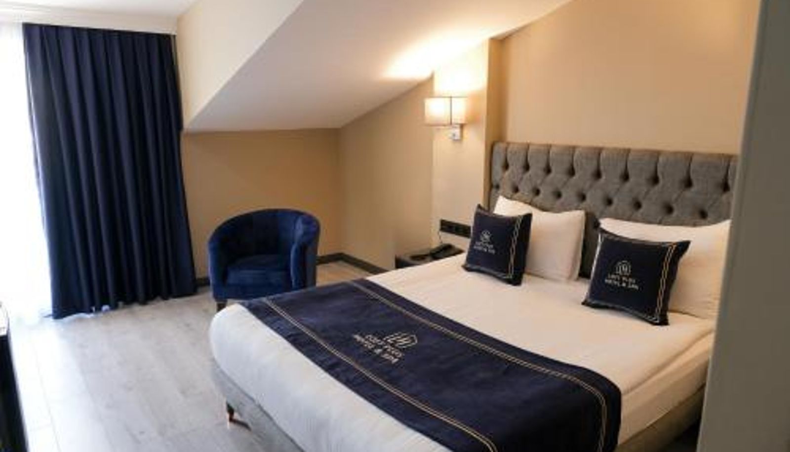 Zimmer - Plus Hotel & Private Transportation İstanbul Airport-By Loft