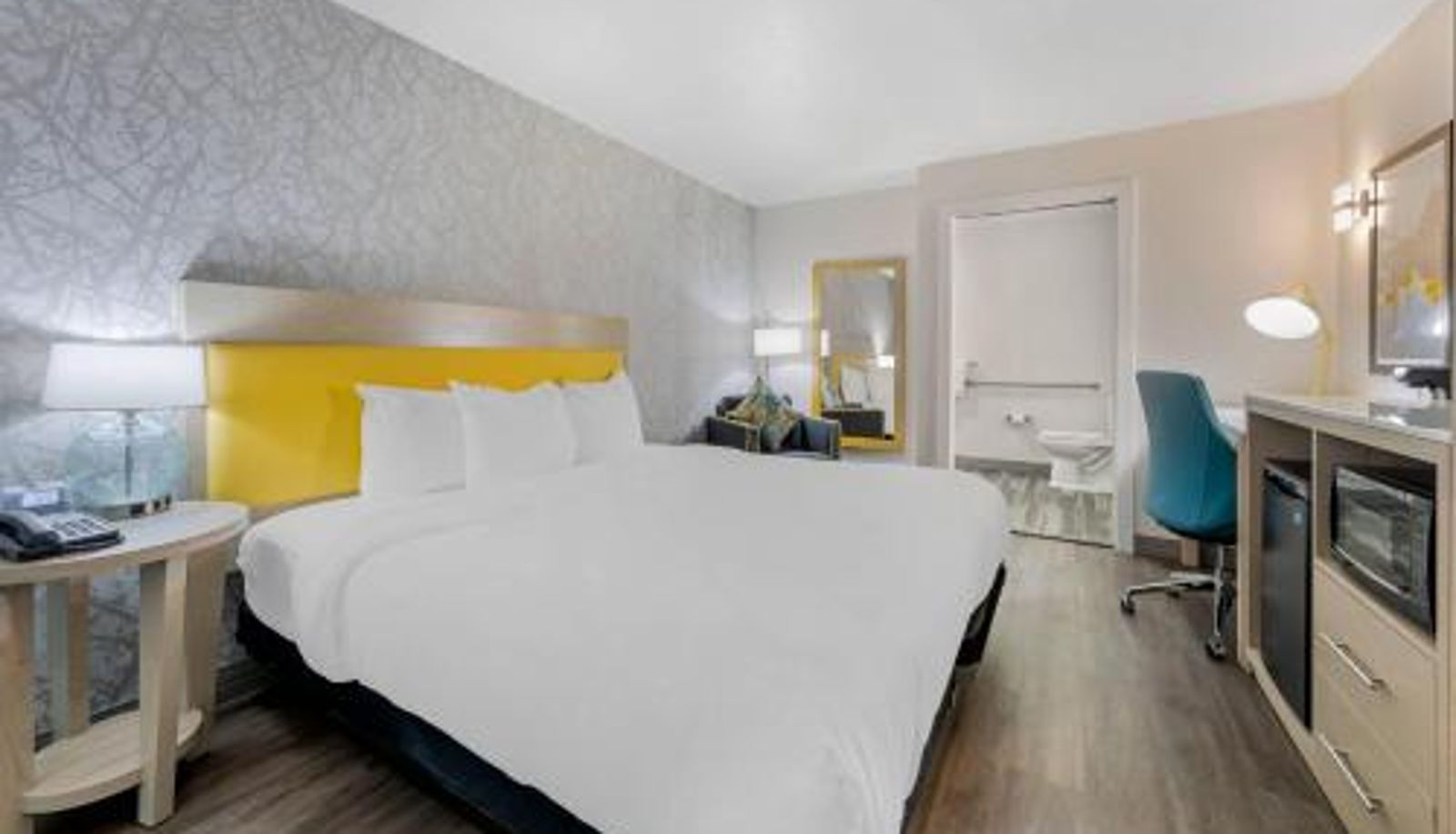 Room - an Ascend Collection Hotel Hillstone Inn Tulare