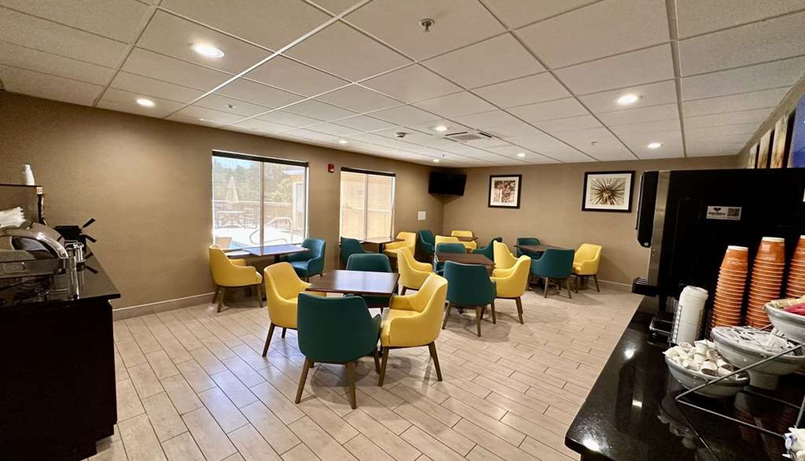 Restaurant - Comfort Inn & Suites Mocksville I-40