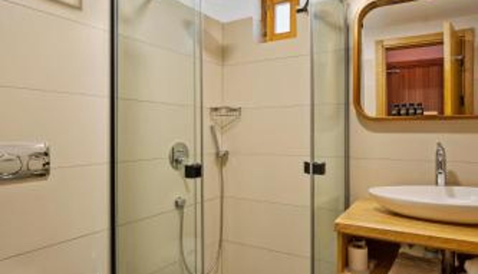 Badezimmer - ZEYT INN HOTEL