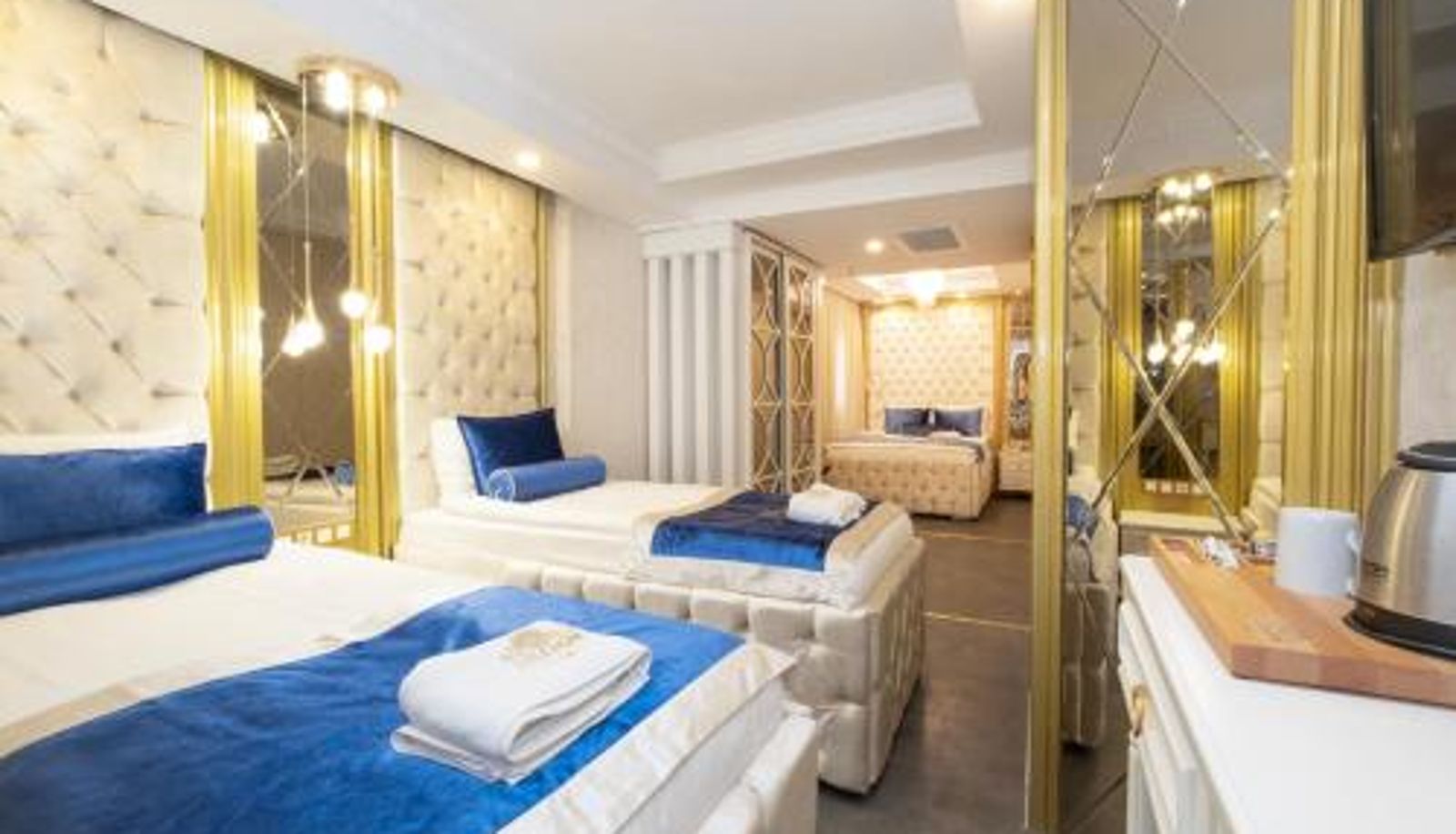 Room - Leslion Luxury Hotel