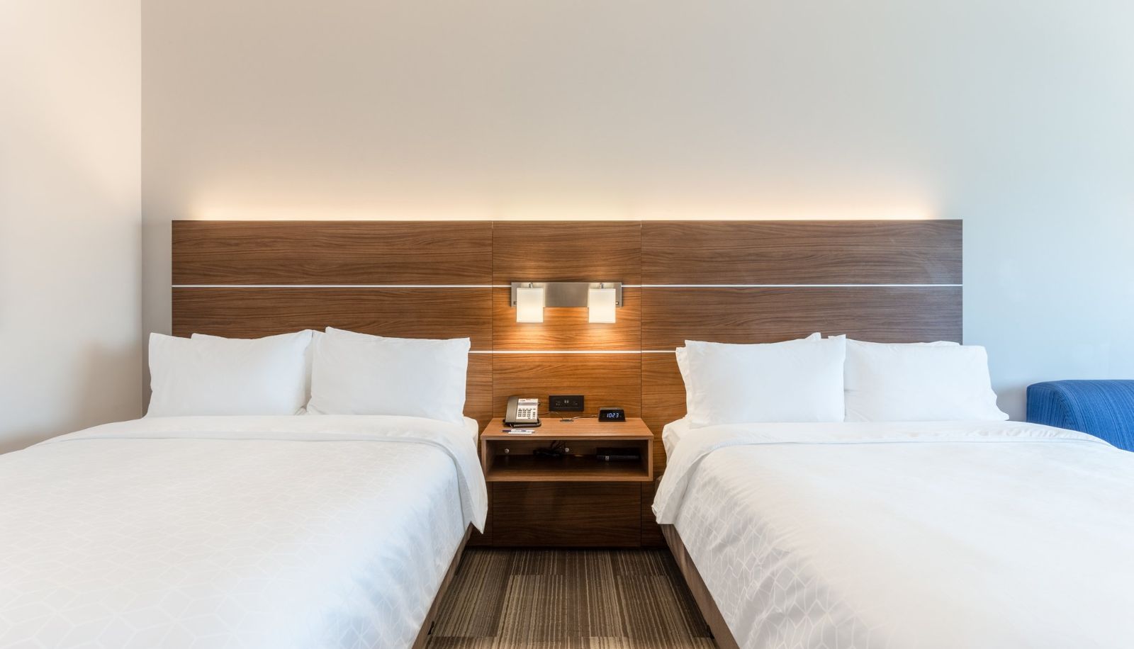 Zimmer - Holiday Inn Express & Suites SPRINGFIELD NORTH by IHG