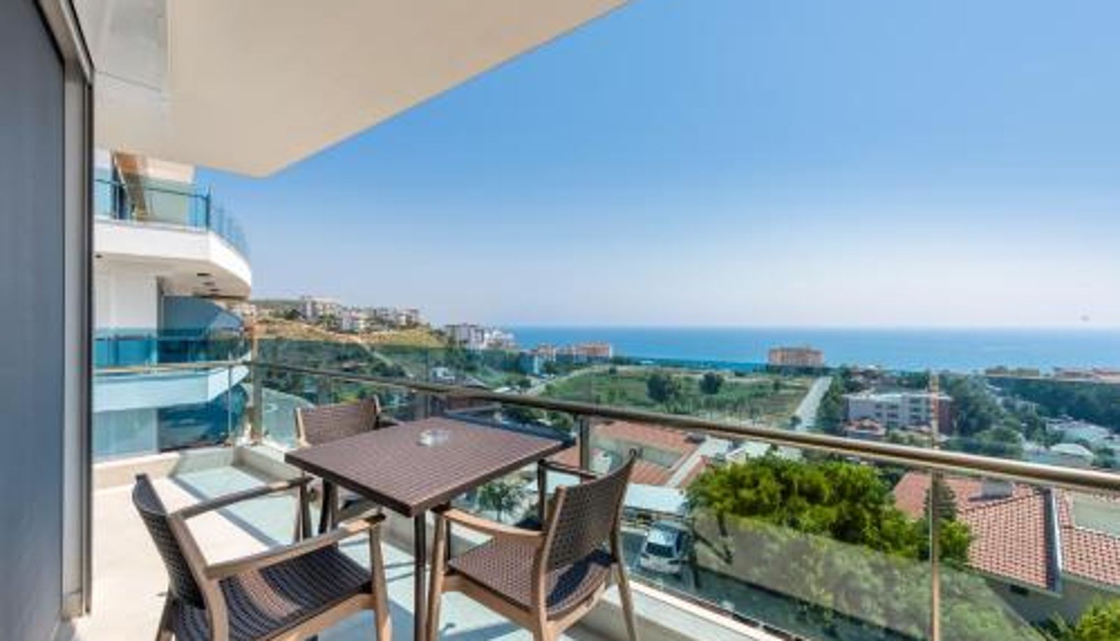 Terasse - Elite Luxury Suite & Spa