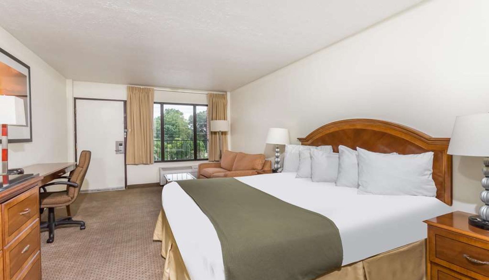 Zimmer - Days Inn by Wyndham Bedford
