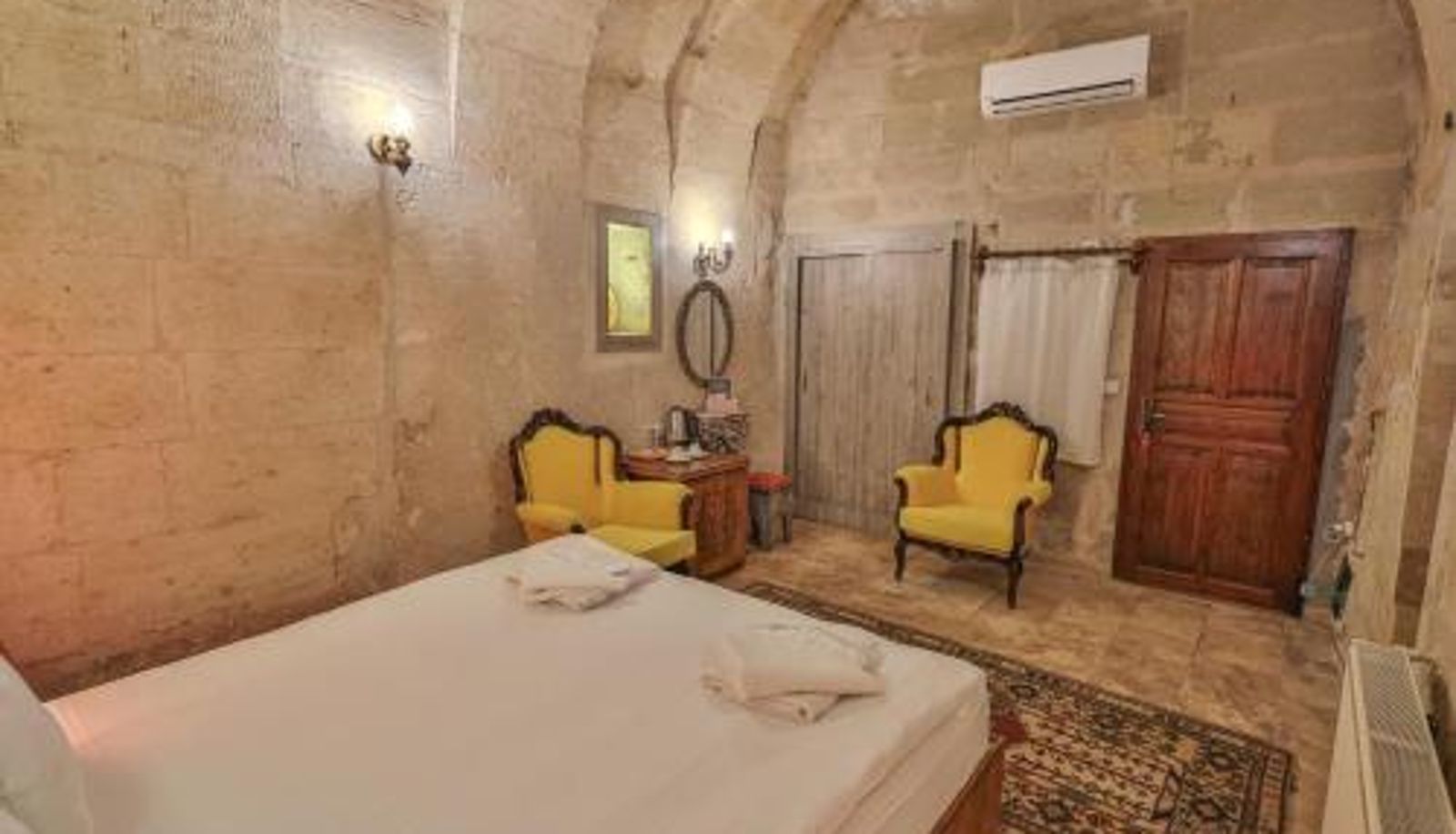 Informacje - Bedrock Cave Hotel