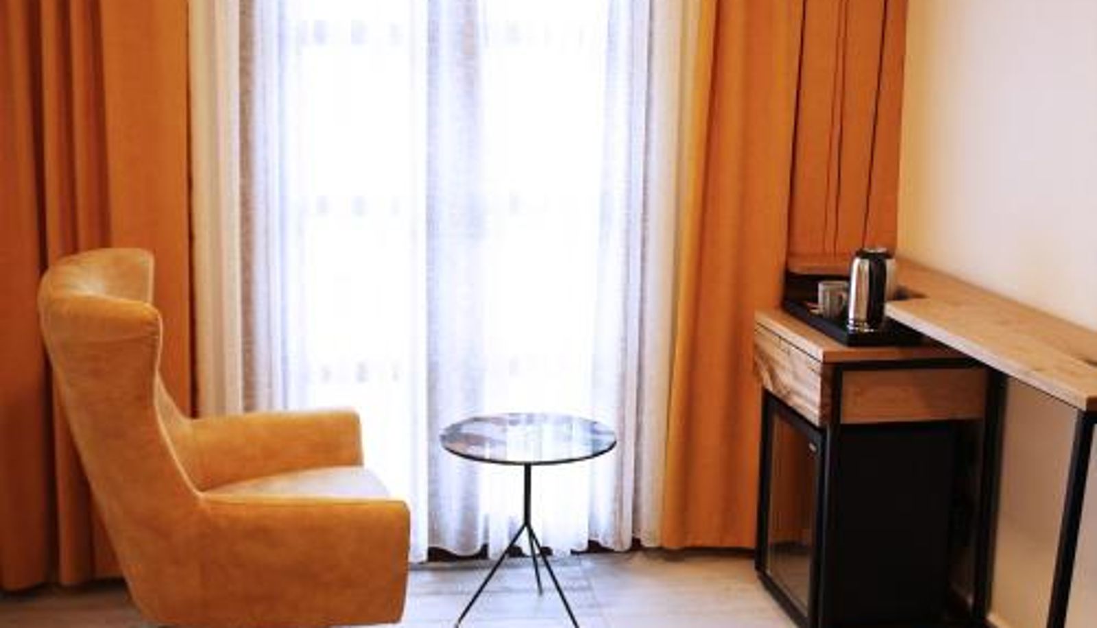 Info - Pintura Urla Hotel
