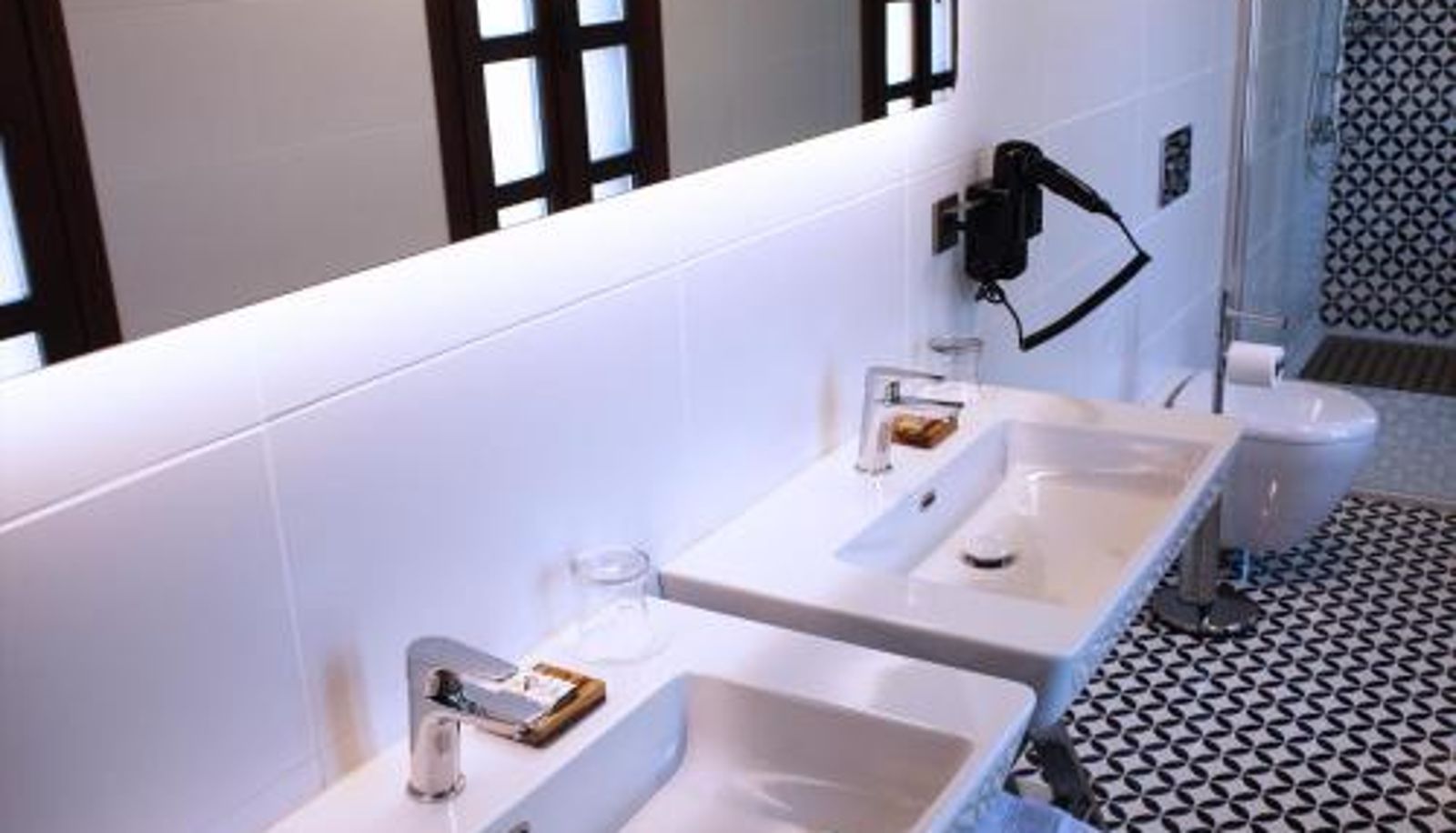 Bathroom - Pintura Urla Hotel