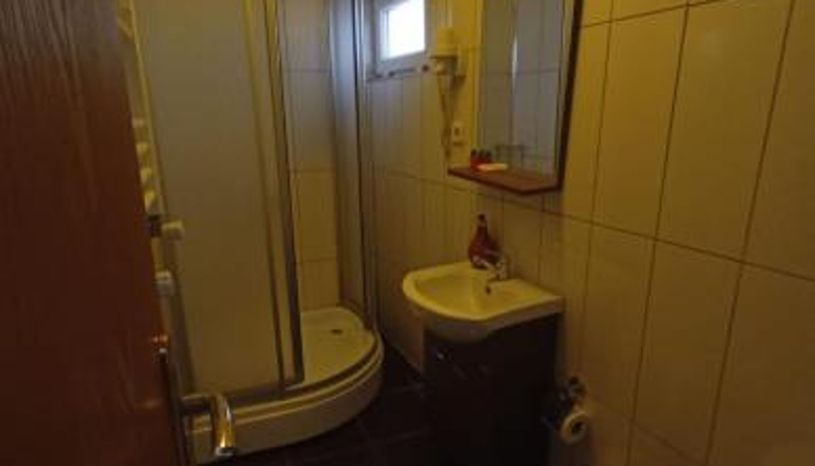 Badezimmer - Buyukada Cinar Hotel