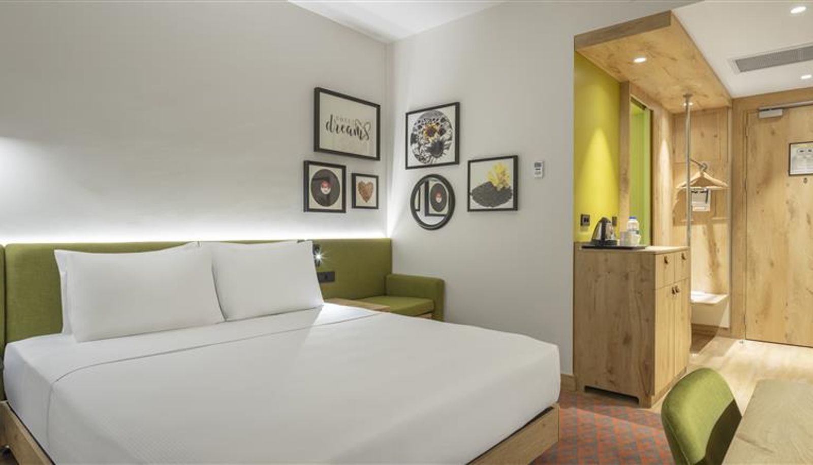 Room - Hampton by Hilton Cerkezkoy