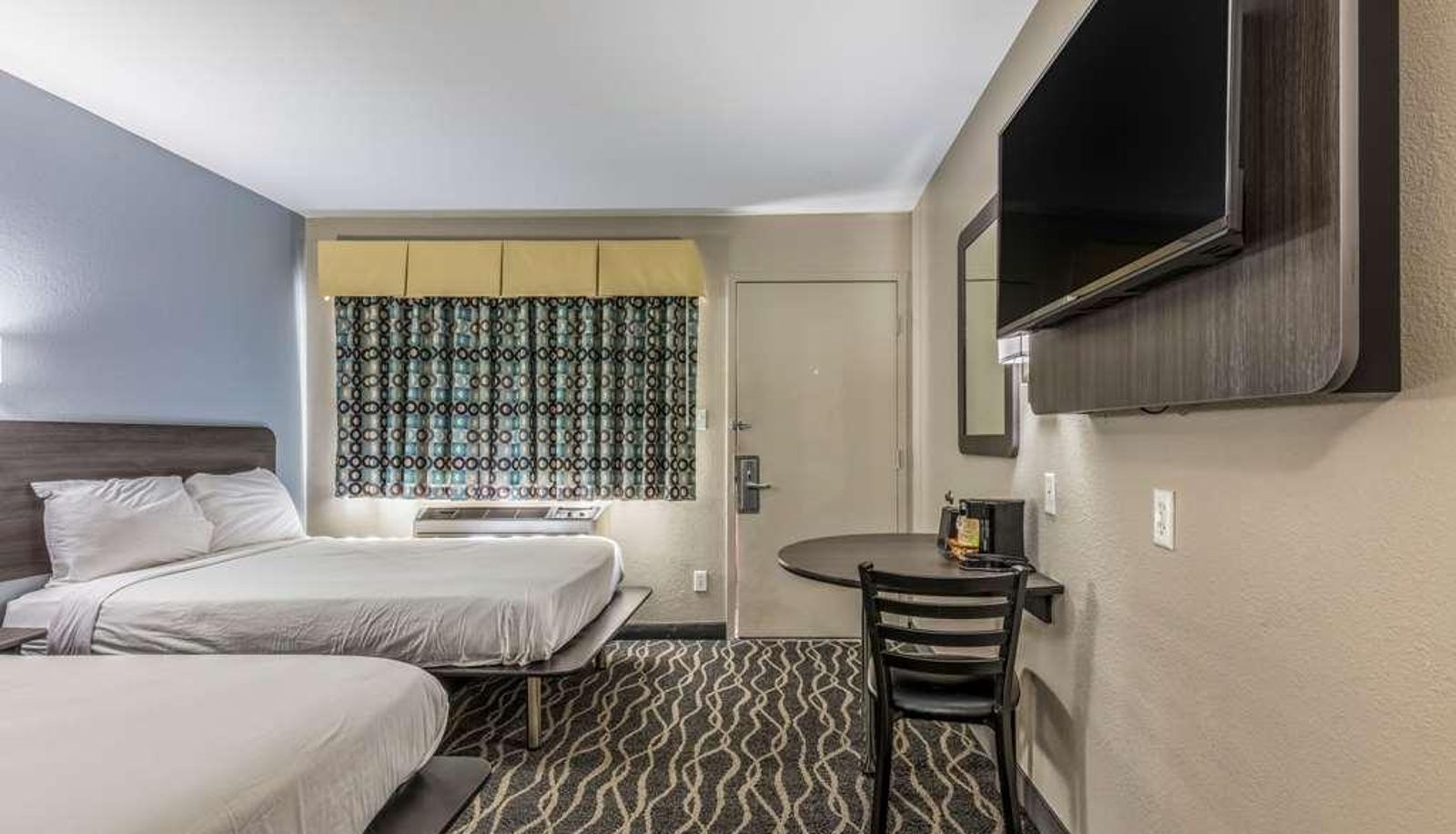 Habitación cuádruple - Econo Lodge