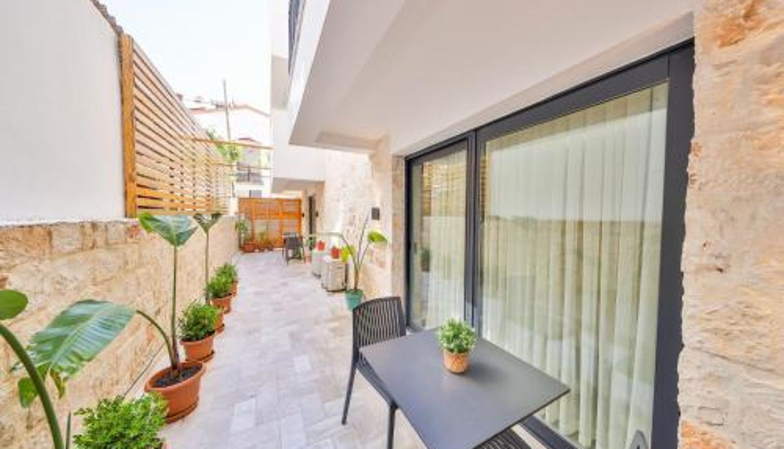 Camera standard - Sole Vista Homes