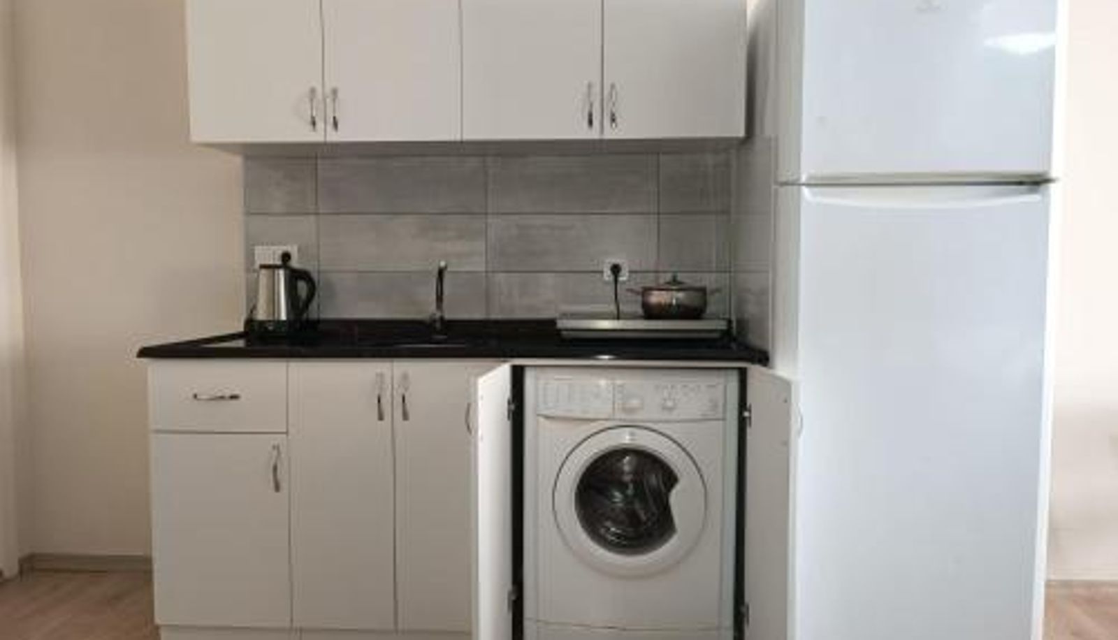 Suite - White Crown Apartman ve Yaşam Merkezi