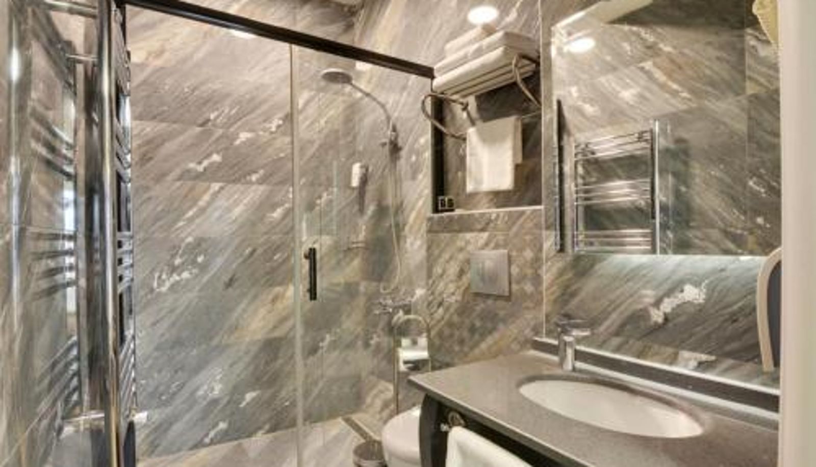 Badezimmer - Grande Stella Hotel