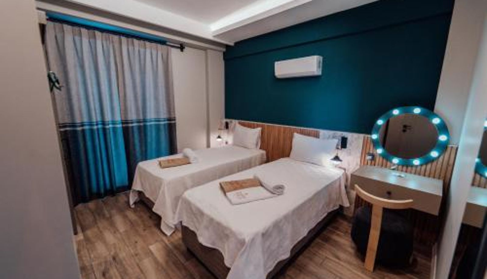 Room - Fortunella Suites