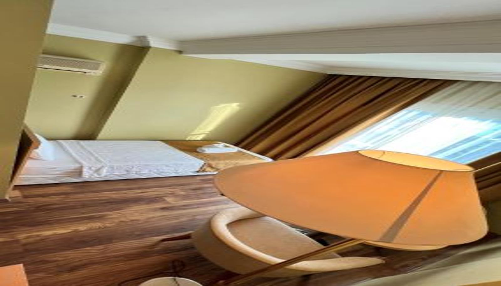 Room - EXEN BY WEEKEND