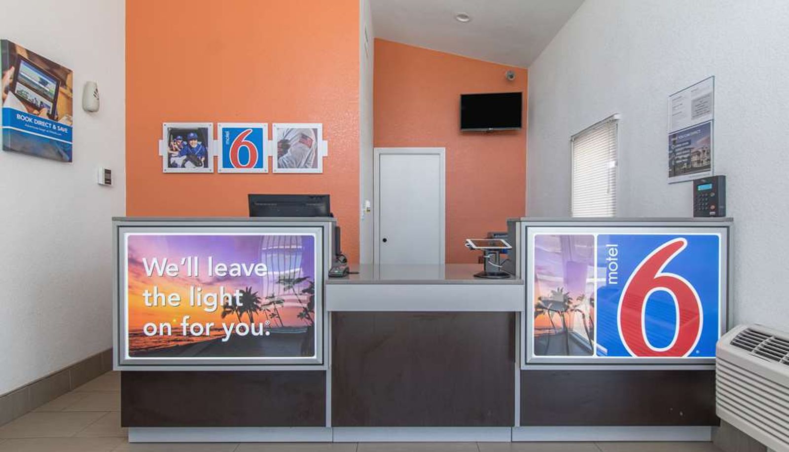 Lobby - MOTEL 6 BAKERSFIELD CA