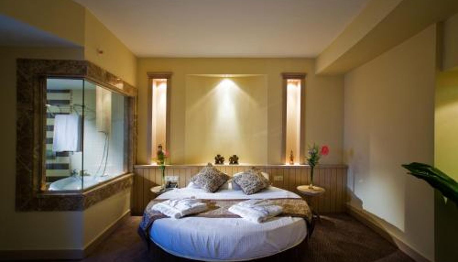 Información - Saphir Resort & Spa