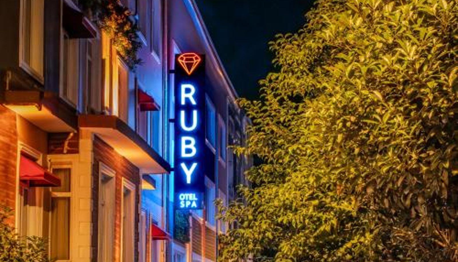 Extérieur de l'hôtel - Ruby Hotel