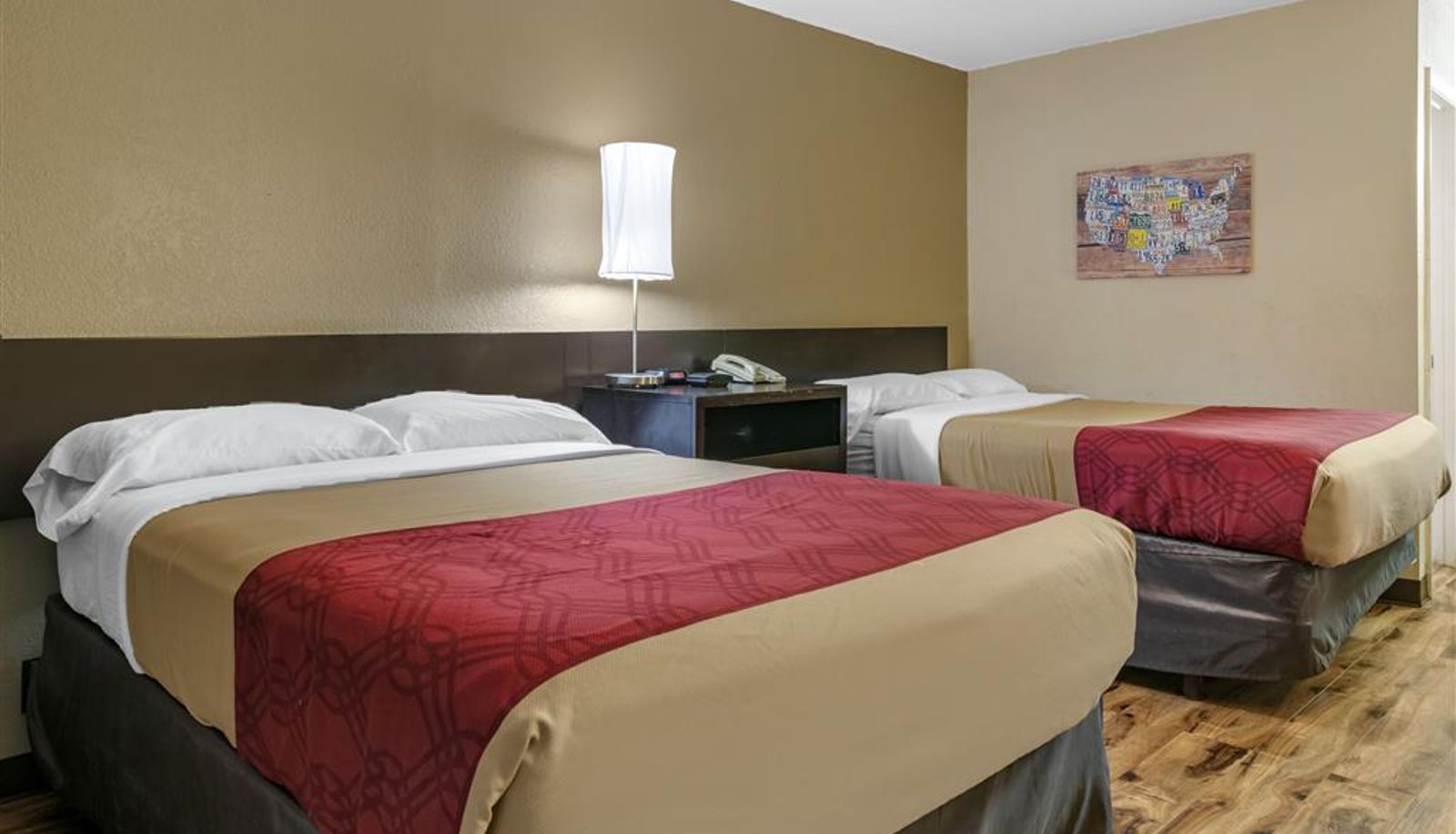 Room - Econo Lodge Sebring