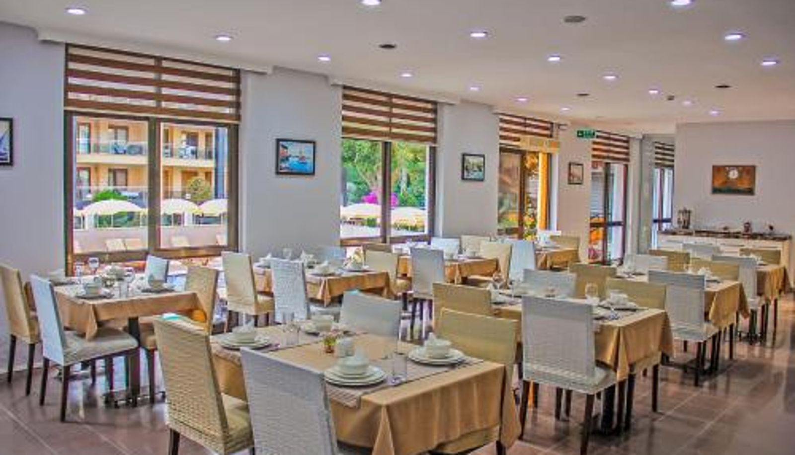 Info - Yaman Life Hotel