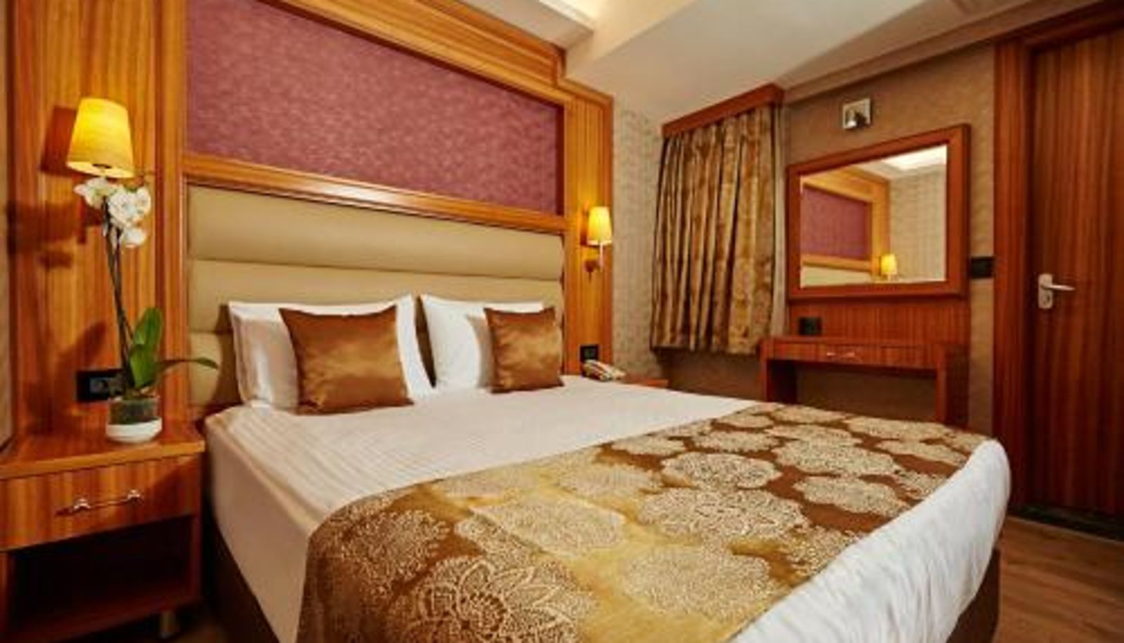 Info - Ilkbal Deluxe Hotel &Spa Istanbul