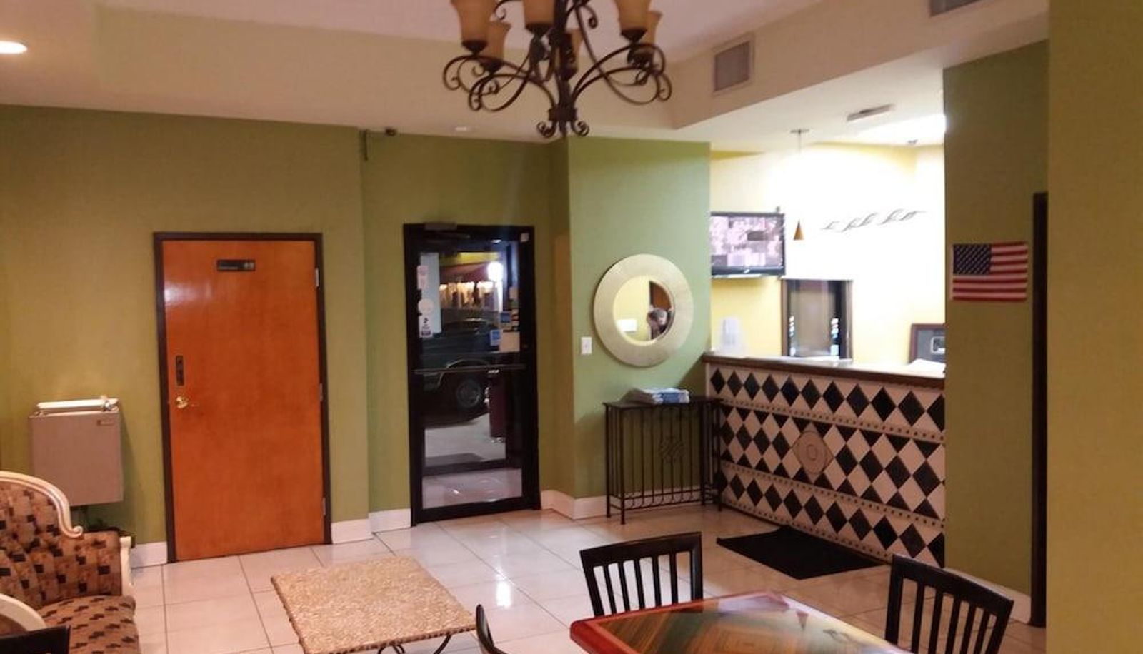 Hall - BUDGETEL INN AND SUITES AUGUSTA