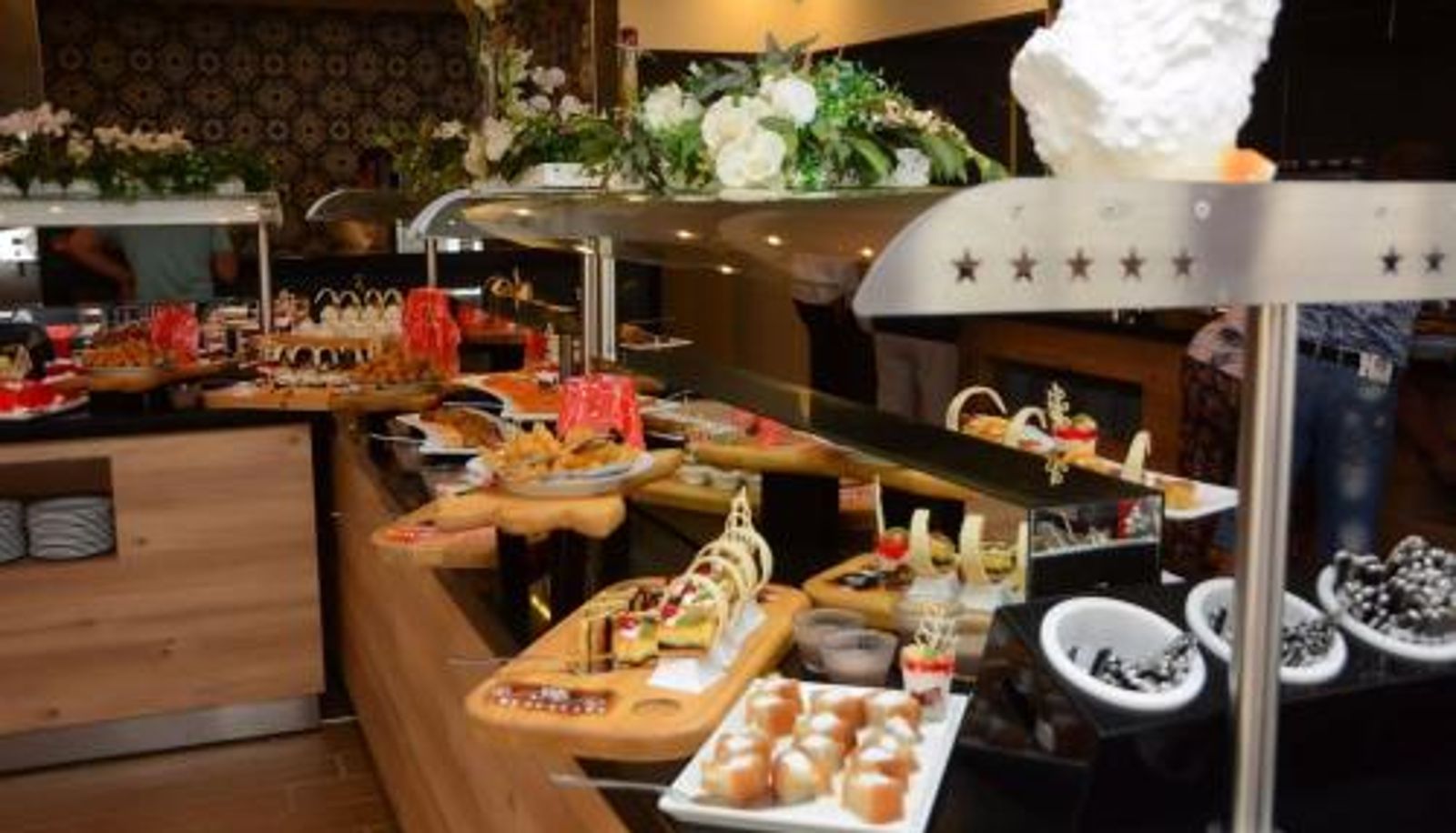 Salle de petit-déjeuner dans le restaurant - Sırma Hotel - All Inclusive