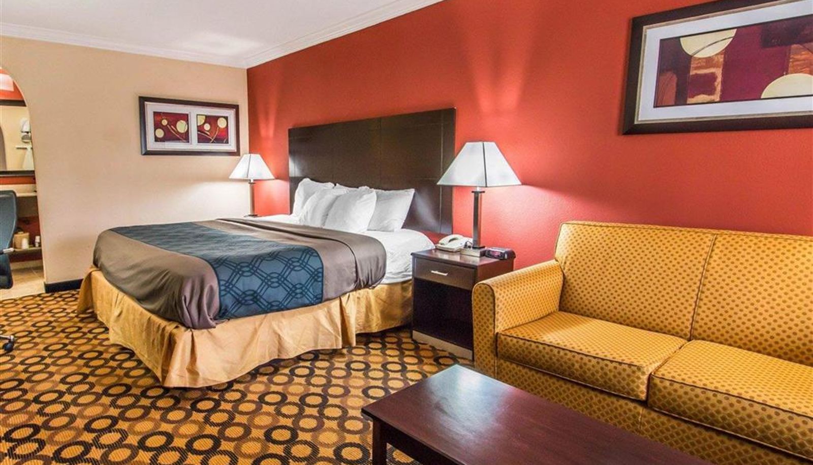 Room - Econo Lodge Richmond Hill
