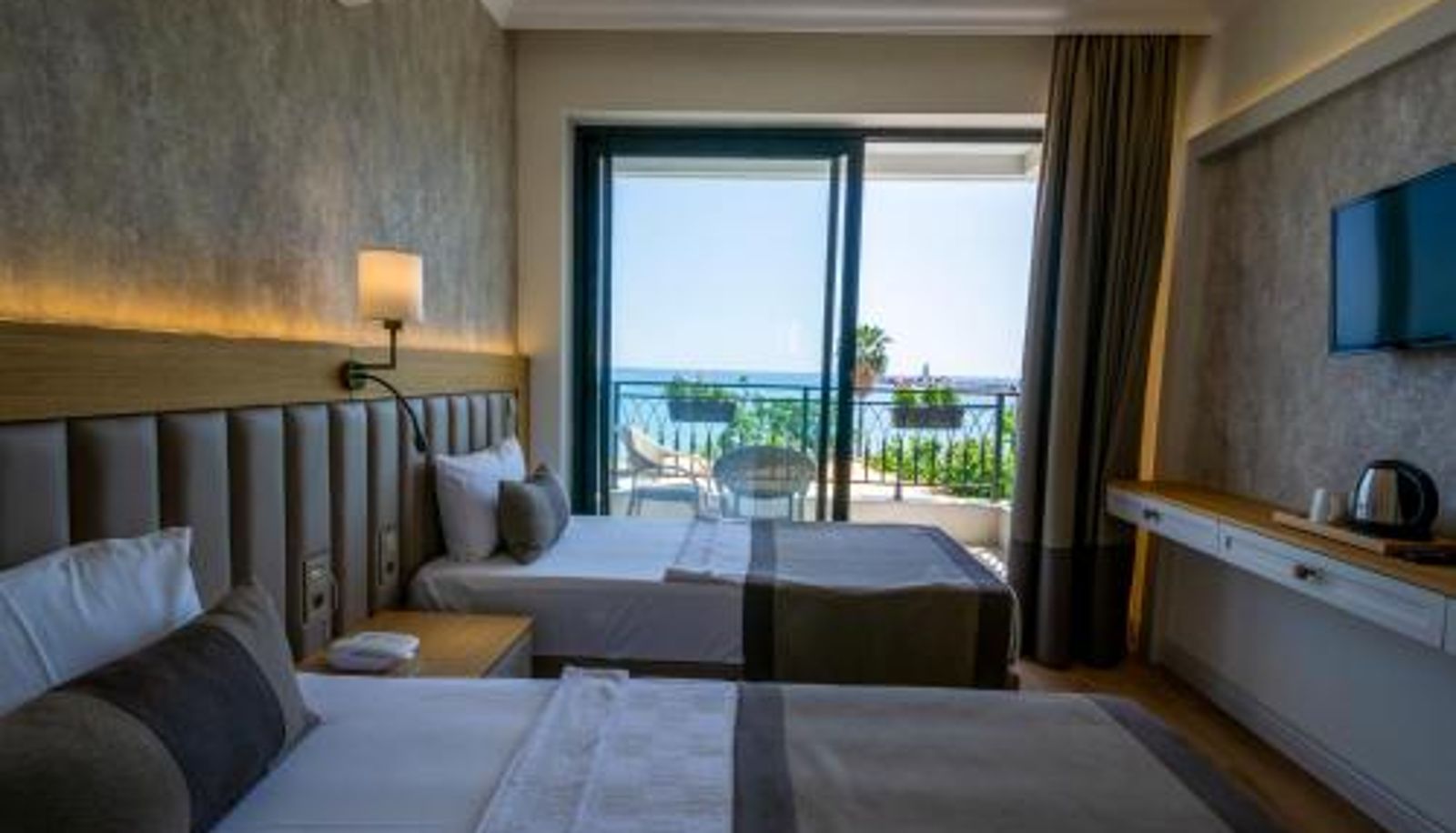 Info - DeMANOR HOTEL ADULT ONLY